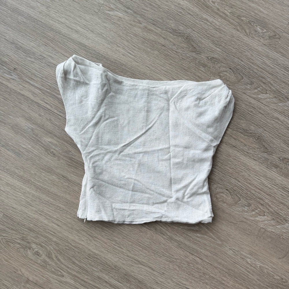 Pepper Mayo Marissa Linen One Shoulder Top - Oatmeal